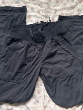 black lululemon dance studio pants